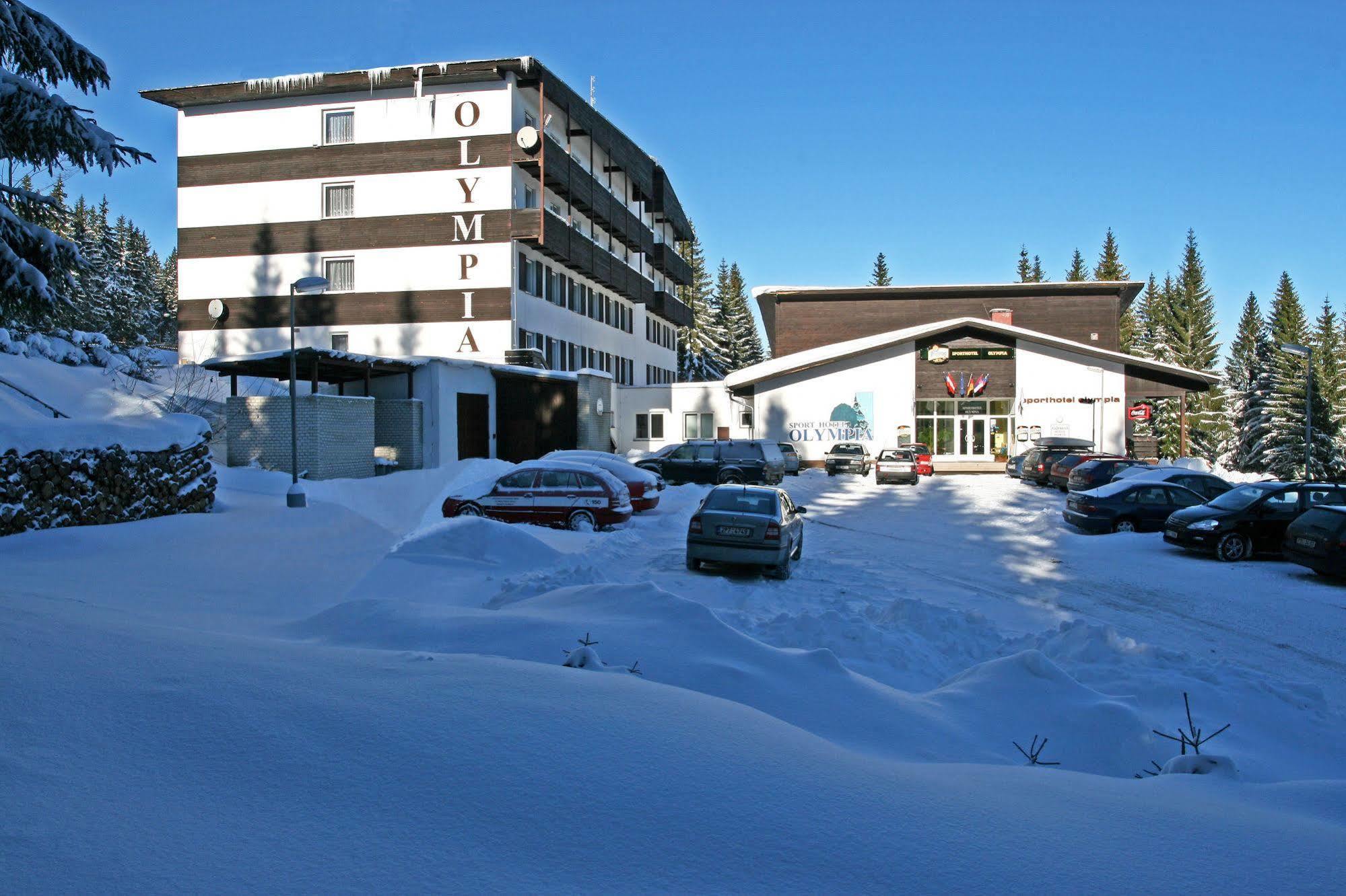 Sporthotel Olympia Stachy Exterior photo